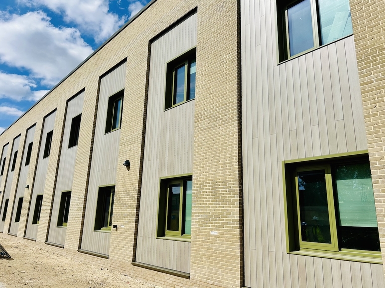 Specialist Façade Design at Tolworth Hospital