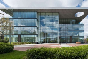 Long Walk, Stockley Park